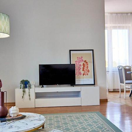 Wonderful Panoramic View Apartment Mukatschewo Exterior foto