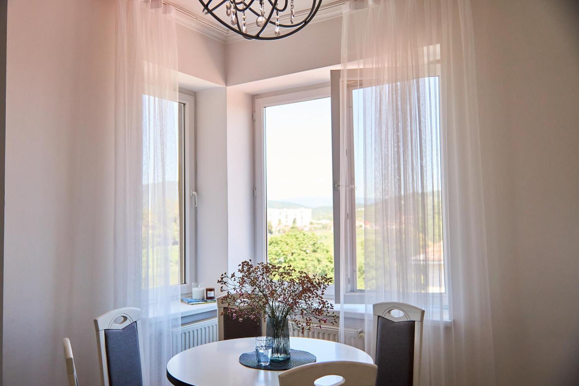 Wonderful Panoramic View Apartment Mukatschewo Exterior foto